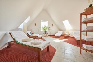Posezení v ubytování Hotel & Restaurant Alte Schule