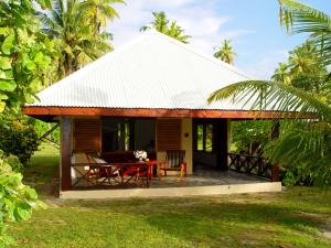 Zahrada ubytování Bird Island Seychelles - Private Island Villas