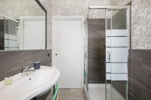 Bilik mandi di Bnbook Residence La Red