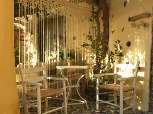 Restaurace v ubytování AFOURA HOUSES by K&K