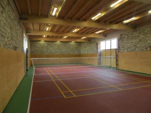 Agropenzion U Bartousku 부지 내 또는 인근에 있는 테니스 혹은 스쿼시 시설