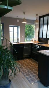 Afbeelding uit fotogalerij van 51 côté jardin in Selvigny +11 foto's