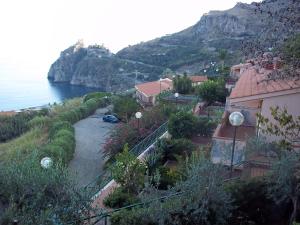 Gallery image of La Suite in SantʼAlessio Siculo