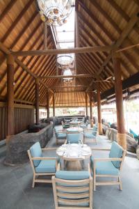 Posezení v ubytování Anantaya Resort and Spa Passikudah