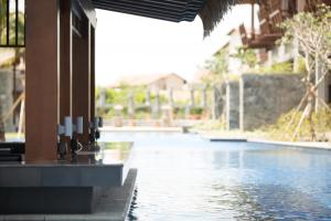 Bazén v ubytování Anantaya Resort and Spa Passikudah nebo v jeho okolí