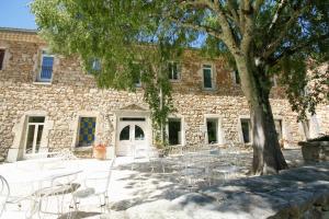 Fotografie z fotogalerie ubytování Logis Hôtel Restaurant Le Domaine de l'Eau Vive v destinaci Largentière