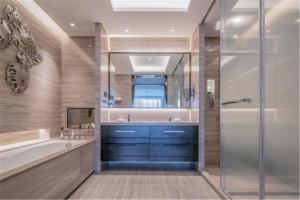 Koupelna v ubytování Oakwood Residence Damei Beijing