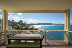 A balcony or terrace at Ultimate Bondi Beach Escape - A Bondi Beach Holiday Home