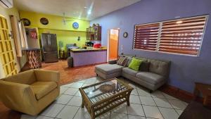 Gallery image of casa viajeros in Cuyutlán