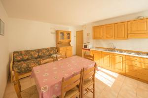 Kuchyň nebo kuchyňský kout v ubytování Residence Meridiana