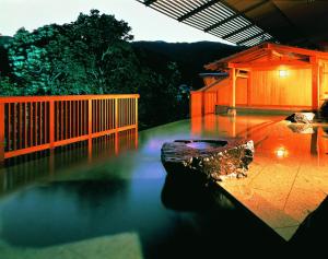 Bazén v ubytování Akazawa Onsen Hotel nebo v jeho okolí