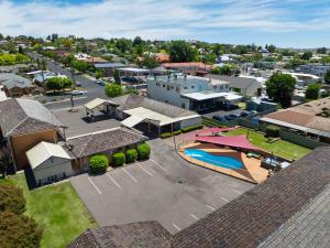 an aerial view of a town with a parking lot at Ben Chifley Motor Inn in Bathurst