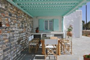 Patio alebo iná vonkajšia časť ubytovania Aegean Queen Villas