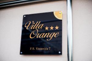 Certifikát, ocenenie alebo iný dokument vystavený v ubytovaní Holiday home Orange with heated pool and parking