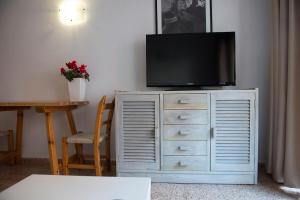 Photo de la galerie de l'établissement Apartamentos Ripoll Ibiza, à Ibiza 34 autres photos