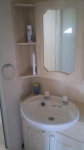 Bagno di Caravan by Sea