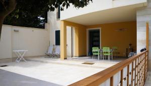 A balcony or terrace at Villa Verdemare San Lorenzo