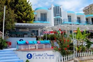 Patio alebo iná vonkajšia časť ubytovania Cocktail & Dreams - Beach Hotel