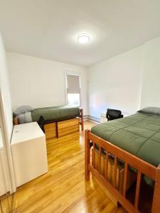 Gallery image of 016 - Spacious&Comfortable 2B2B 20 Min to NYC in Hoboken