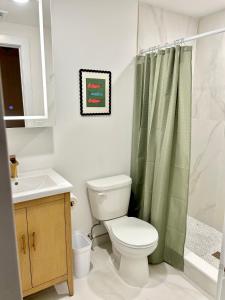Gallery image of 016 - Spacious&Comfortable 2B2B 20 Min to NYC in Hoboken