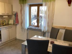 Gallery image of Gemütliche Ferienwohnung mit Garten in Zenting in Zenting +24 photos