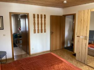 Gallery image of Gemütliche Ferienwohnung mit Garten in Zenting in Zenting