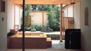 Zahrada ubytování Akazawa Onsen Hotel