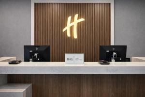 Gallery image of Holiday Inn & Suites Mississauga West - Meadowvale by IHG in Mississauga