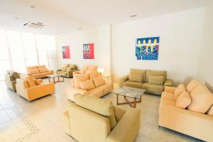 Posezení v ubytování azuLine Hotel Pacific