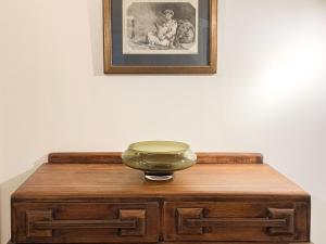 a bowl sitting on top of a wooden table at The Organic Cabin - Uk42325 in Horsington +9 photos