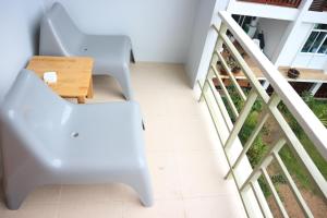 Balkón nebo terasa v ubytování Living Chilled Koh Tao