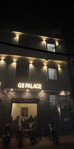 Gallery image of G S Palace in Vrindāvan