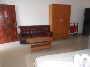 Posezení v ubytování Shanith Guesthouse Negombo
