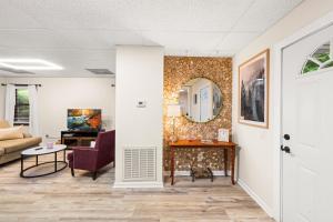 a living room with a couch and a table at Pigeon Forge Home in Pigeon Forge