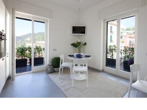 TV in/ali zabaviščno središče v nastanitvi Cubo Apartments