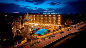 Bazén v ubytování Gran Hotel Peñiscola nebo v jeho okolí