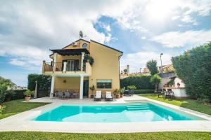 Gallery image of Villa Almond in Taormina