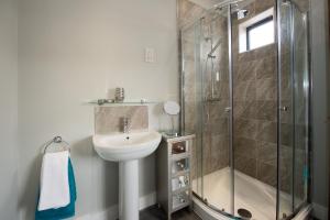 Bardywell Heights Serviced Apartmen Whitehaven Uk Booking Com