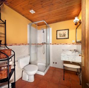 Koupelna v ubytování Apartamento Amets de Aran + 8 fotografií