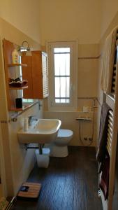 A bathroom at Le Magnolie B&B