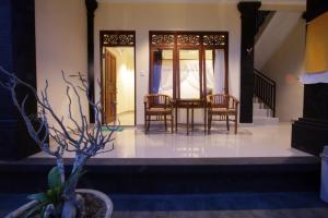 Posezení v ubytování Pondok Wira Ubud