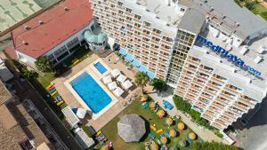 an aerial view of a hotel with a swimming pool at MedPlaya Hotel Alba Beach in Benalmádena