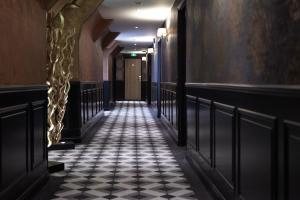 Best Western Le Cheval Blanc -Centre- Vieux Port
