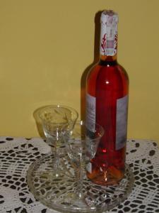 Nápoje v ubytovaní Apartament Na Wzgórzu