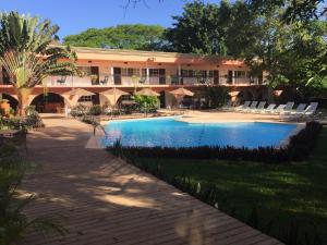 Kolam renang di atau dekat dengan Hotel Chichen Itza