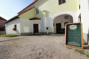 Certifikát, hodnocení, plakát nebo jiný dokument vystavený v ubytování Guesthouse Veles
