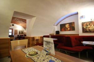 Posezení v ubytování Guesthouse Veles