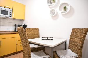 Gallery image of Doppelzimmer 3 Labskaus mit Küche by Pharus Appartements in Koserow