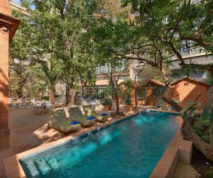 Bazén v ubytování H10 Casa Mimosa 4* Sup nebo v jeho okolí