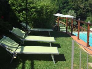 Bazén v ubytování La Terrazza di Reggello nebo v jeho okolí